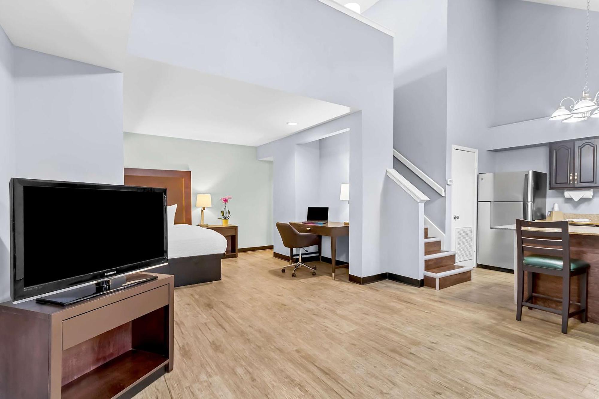 Surestay Studio By Best Western Pensacola Bagian luar foto